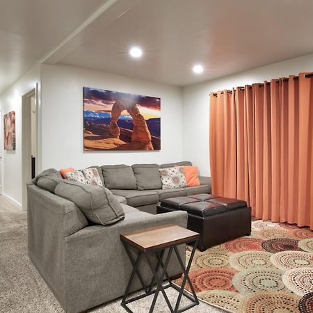 6A Family Friendly Redcliff Condo Pool & Hot Tub Moab Luaran gambar